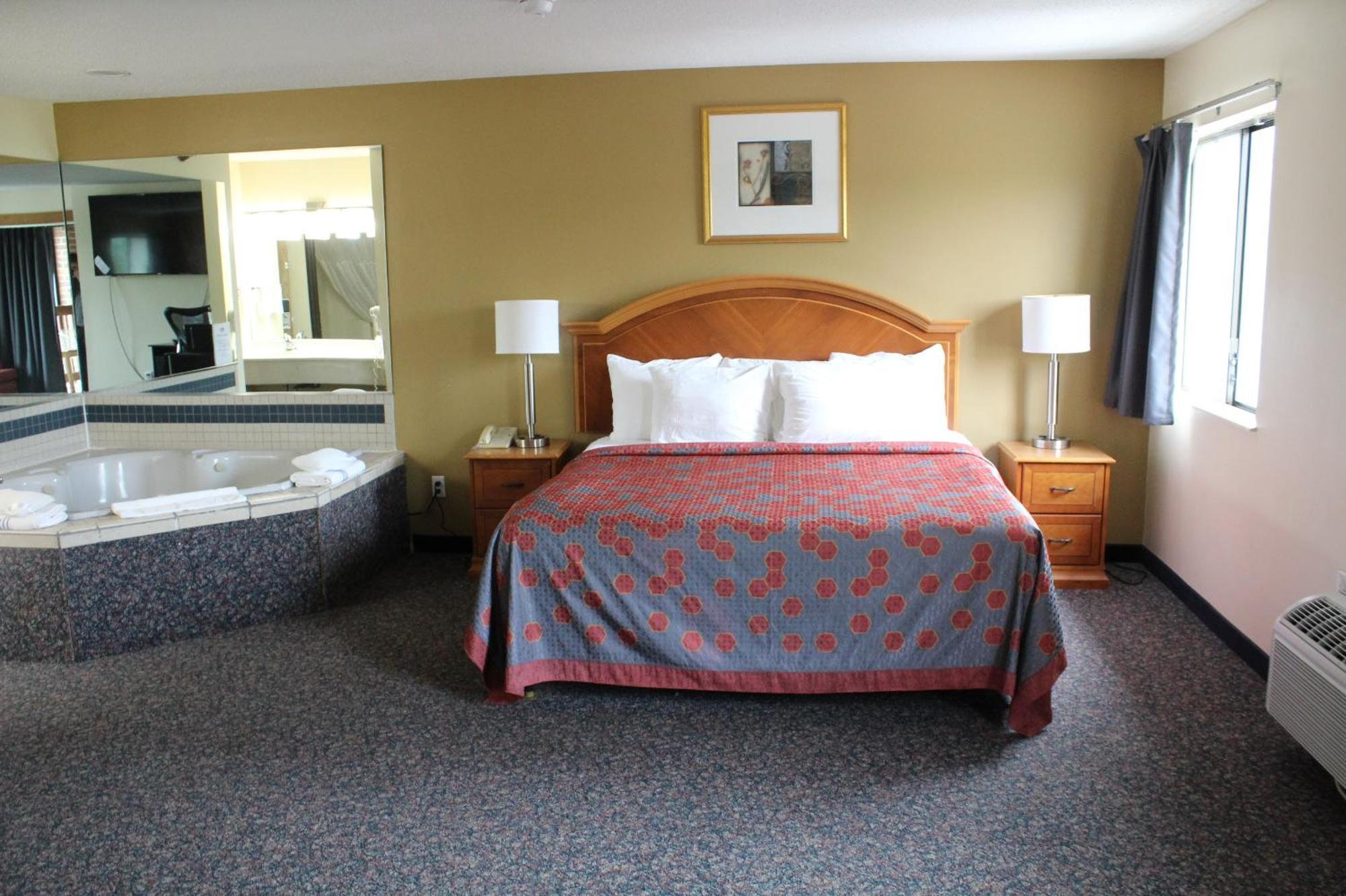 American Inn And Suites Ionia Экстерьер фото